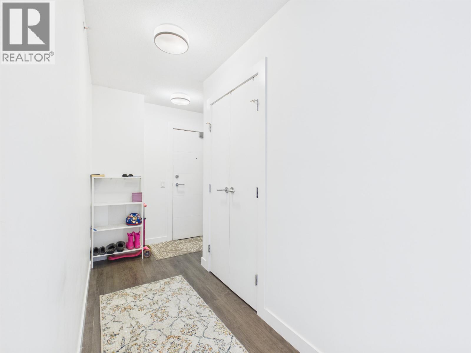 2705 908 Quayside Drive, New Westminster, British Columbia  V3M 0L4 - Photo 6 - R3117156