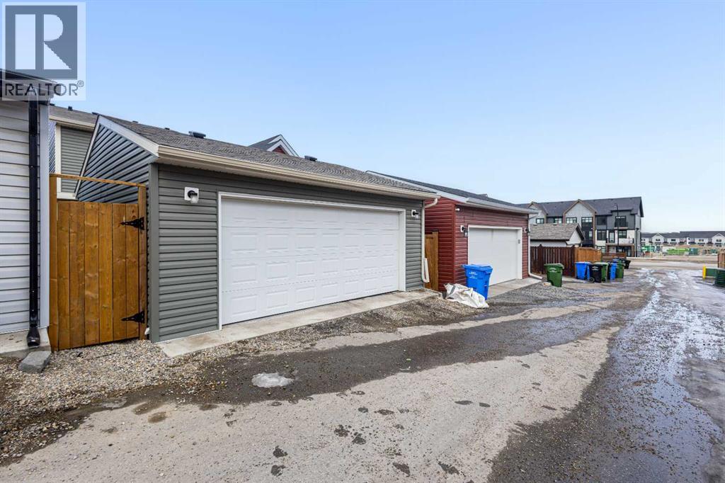 227 148 Avenue NW, Calgary, Alberta  T3P 1N1 - Photo 3 - A2294981