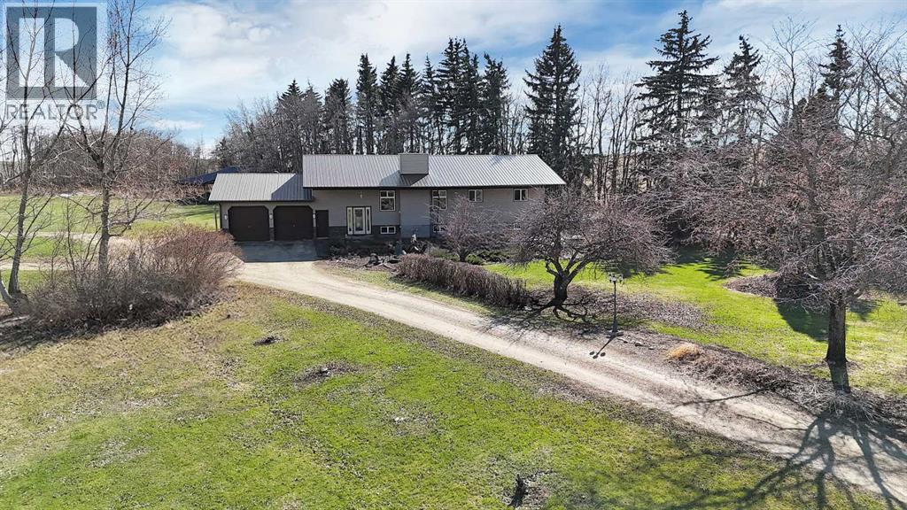 27137 Highway 42, Rural Red Deer County, Alberta  T0M 1R0 - Photo 1 - A2293336