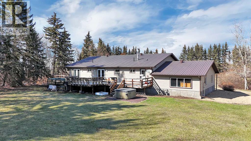 27137 Highway 42, Rural Red Deer County, Alberta  T0M 1R0 - Photo 9 - A2293336