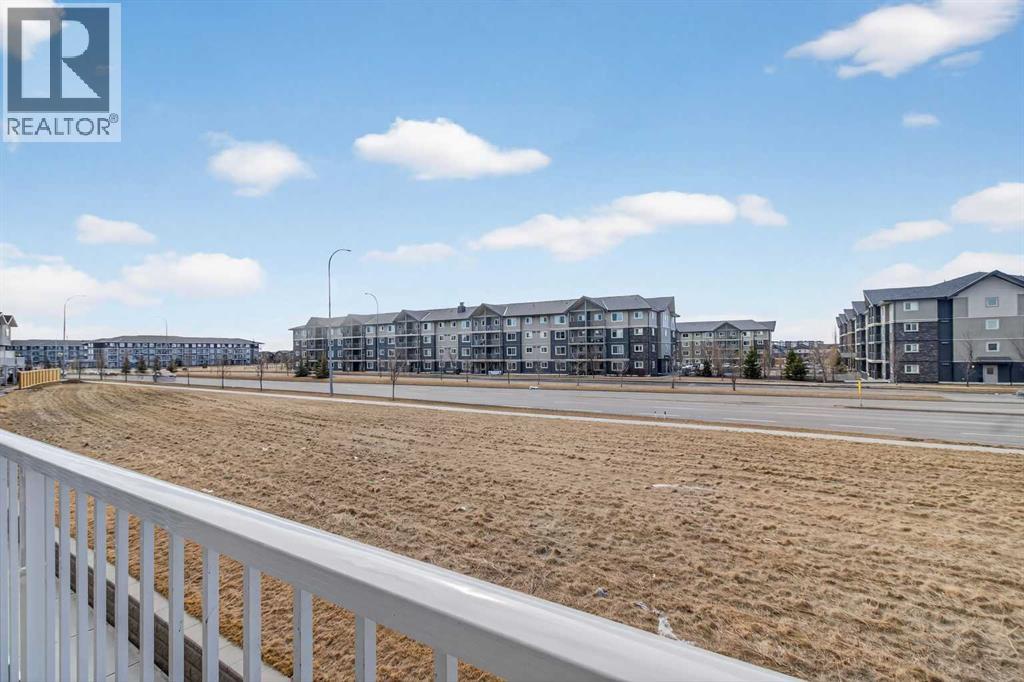 403, 137 Red Embers Link Ne, Calgary, Alberta  T3N 2G4 - Photo 7 - A2295848