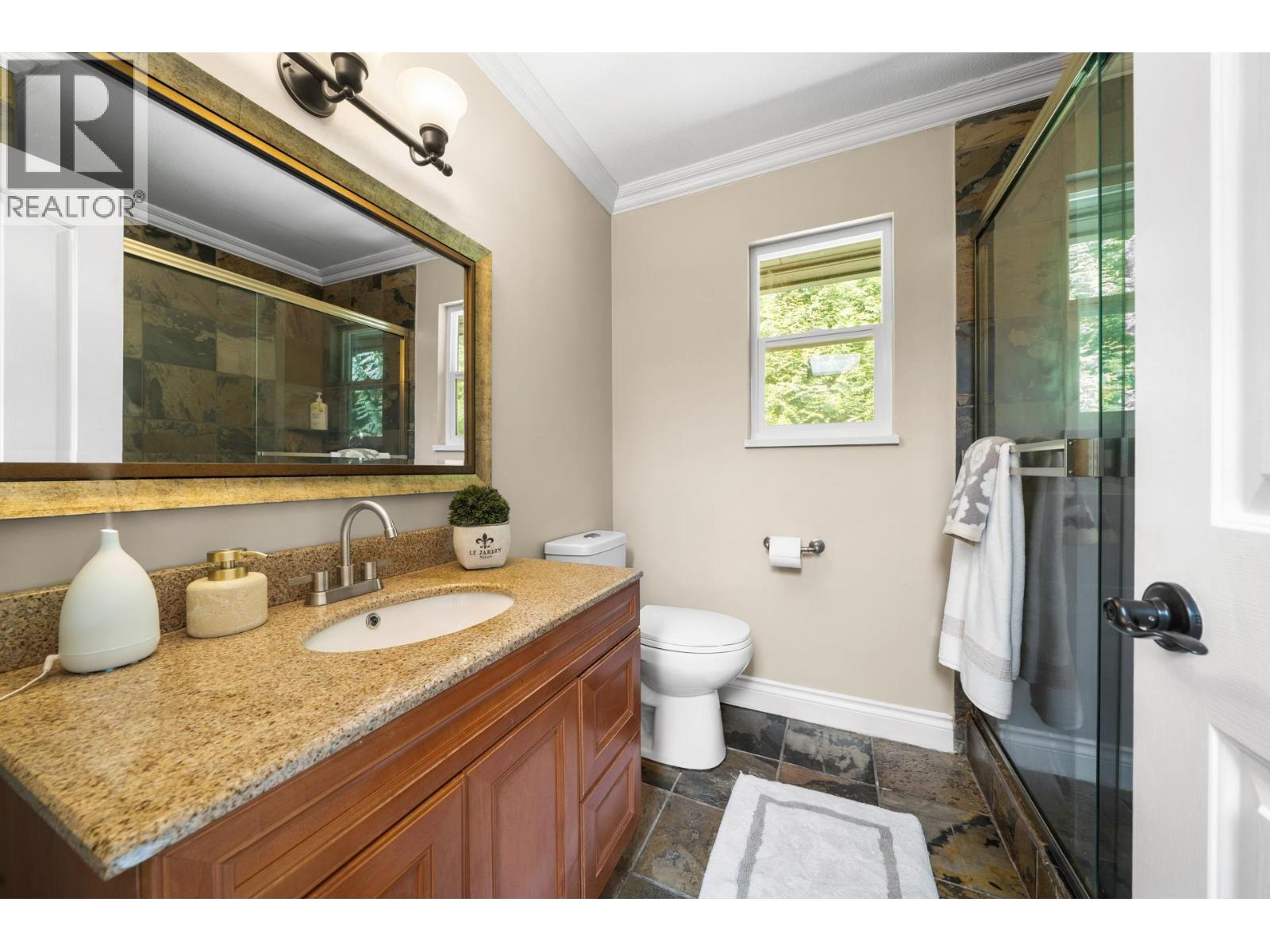 27724 Arbutus Place, Maple Ridge, British Columbia  V2W 1N4 - Photo 24 - R3116705