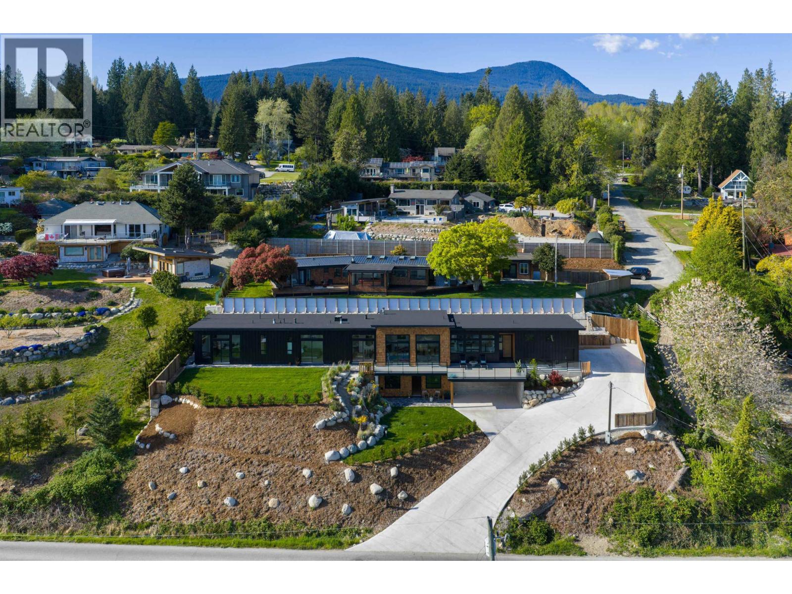 980 Gower Point Road, Gibsons, British Columbia  V0N 1V3 - Photo 32 - R3117142