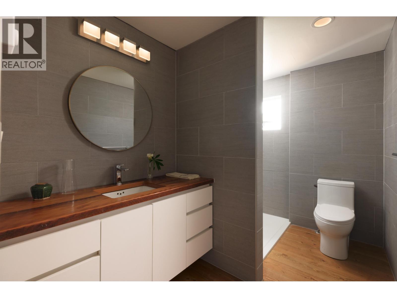 127 Mahan Road, Gibsons, British Columbia  V0N 1V3 - Photo 14 - R3117136