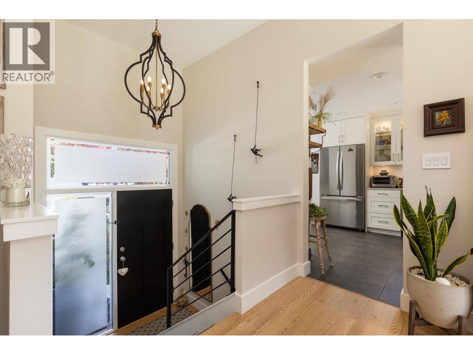 3665 Rutherford Crescent, North Vancouver, British Columbia  V7N 2C6 - Photo 15 - R3117163