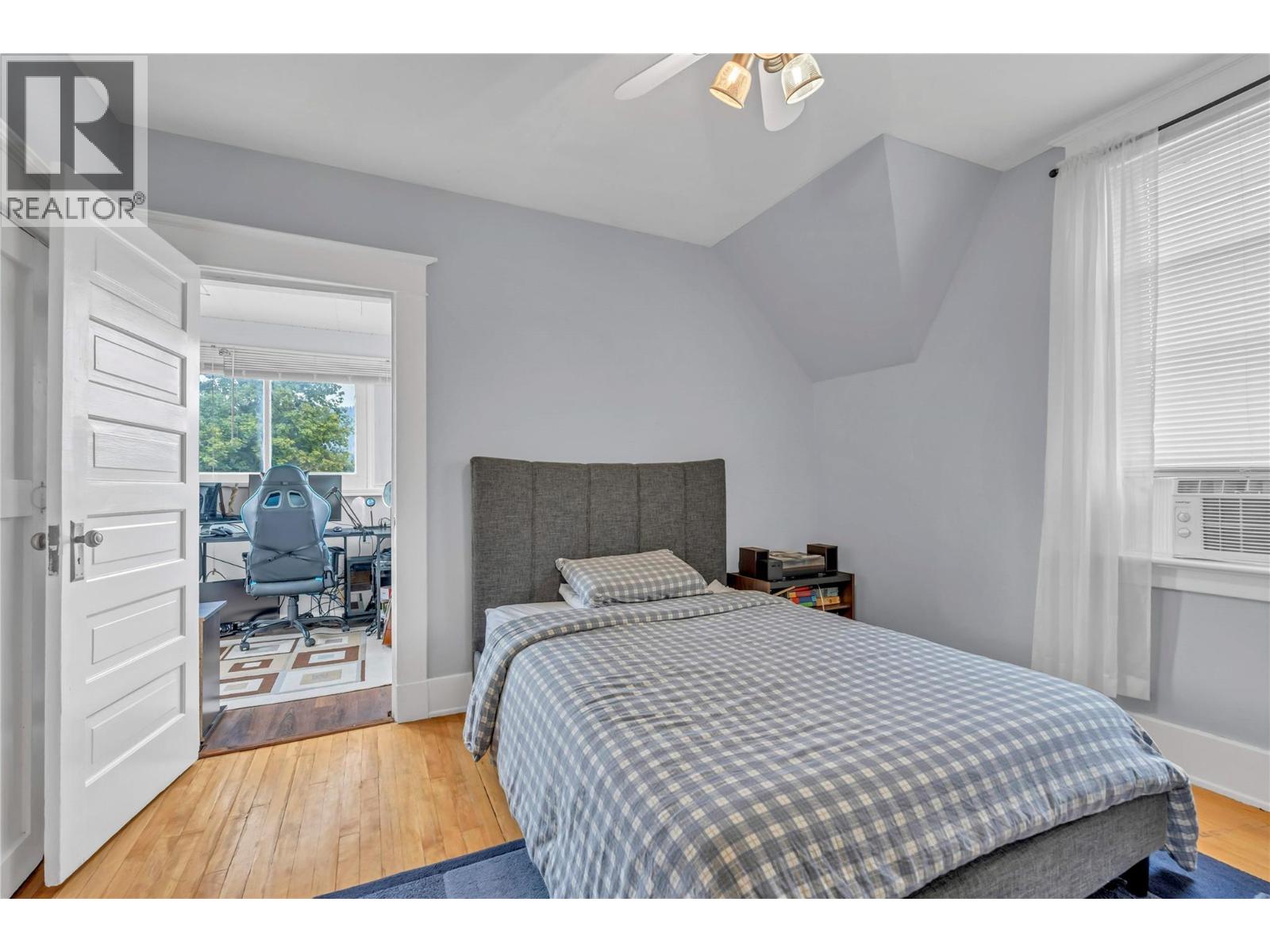 494 Young Street, Penticton, British Columbia  V2A 5T1 - Photo 32 - 10375242