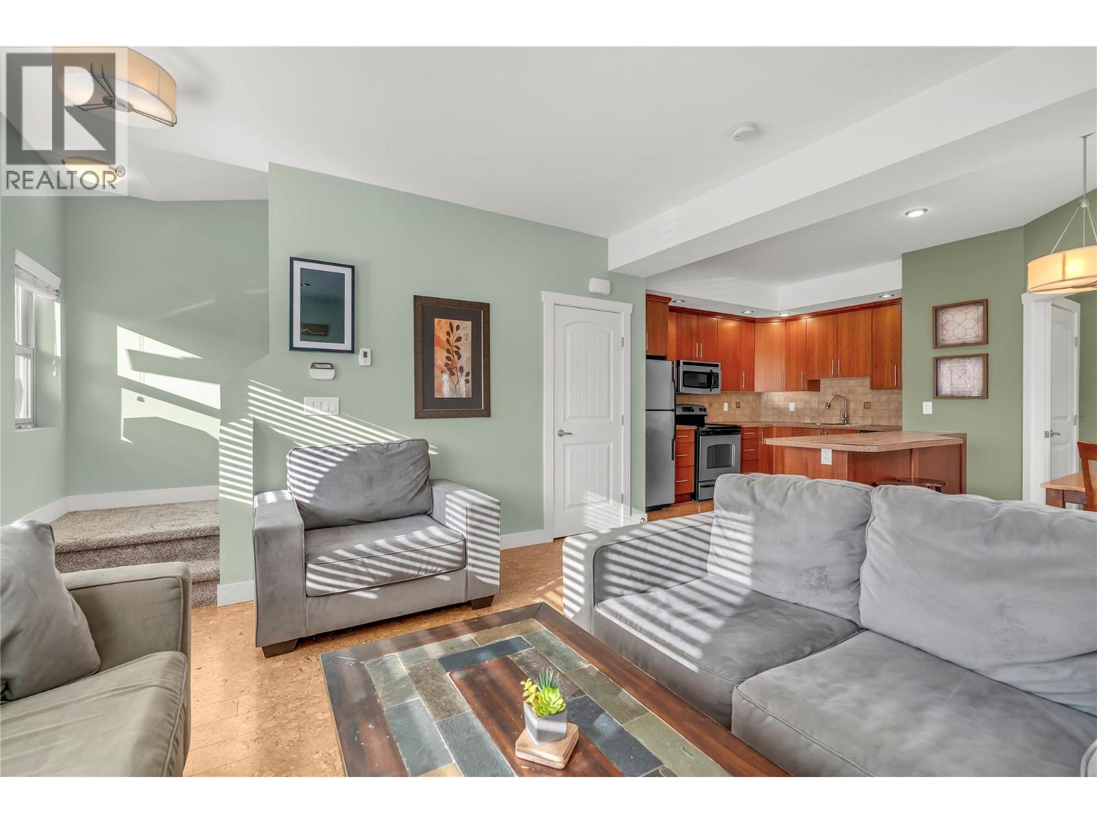 584 Westminster Avenue W Unit# 102, Penticton, British Columbia  V2A 1K6 - Photo 6 - 10376944