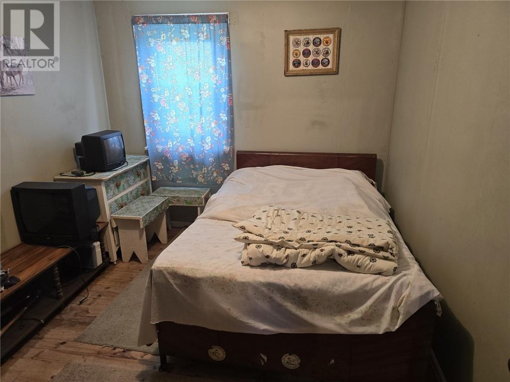 916 Campbell Rd, Evansville, Ontario  P0P 1E0 - Photo 10 - 2127388