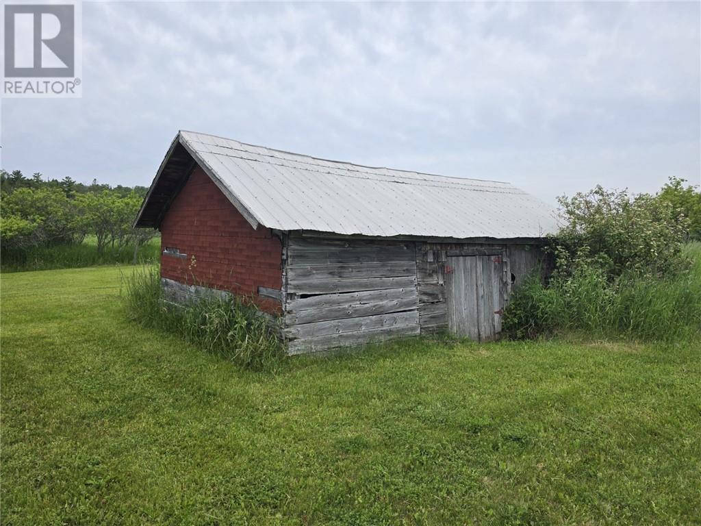 916 Campbell Rd, Evansville, Ontario  P0P 1E0 - Photo 12 - 2127388