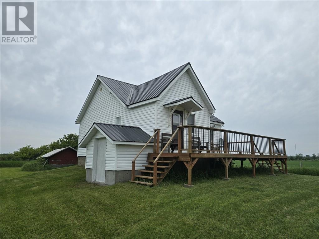 916 Campbell Rd, Evansville, Ontario  P0P 1E0 - Photo 4 - 2127388