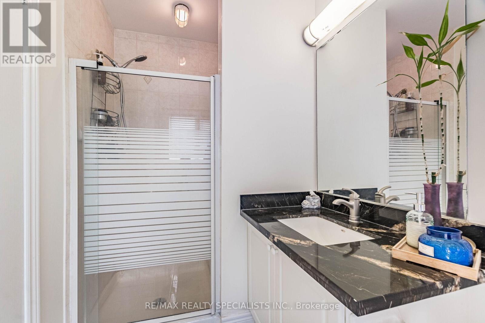6672 Opera Glass Crescent, Mississauga, Ontario  L5W 1R8 - Photo 26 - W13055722