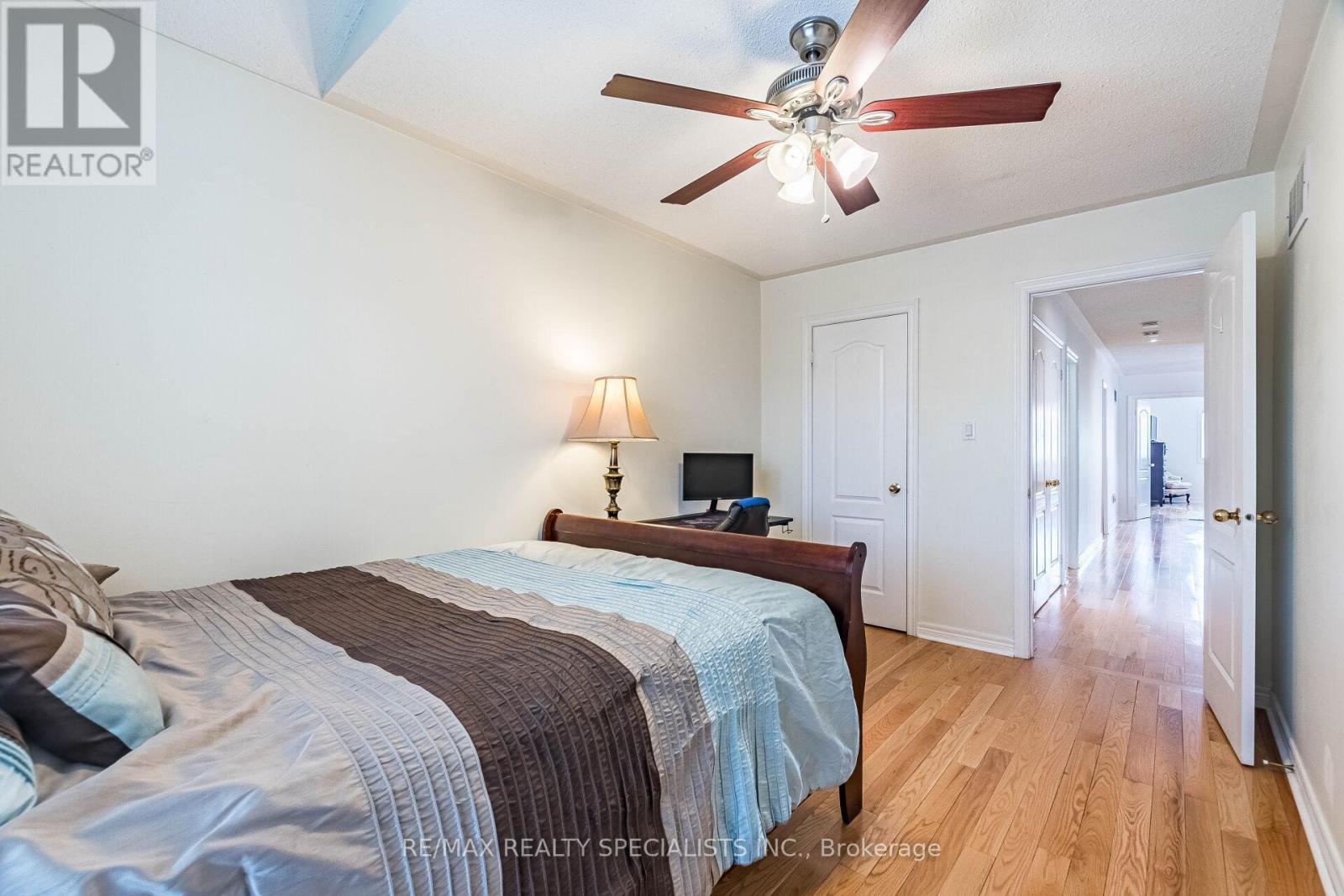 6672 Opera Glass Crescent, Mississauga, Ontario  L5W 1R8 - Photo 30 - W13055722