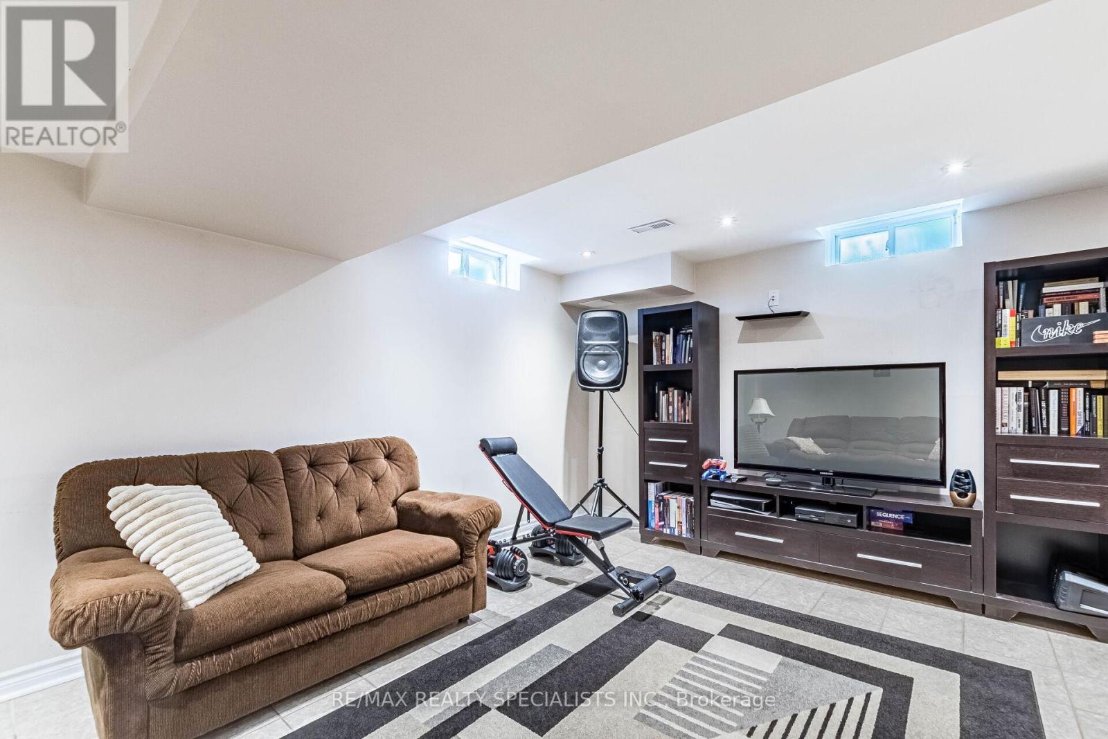 6672 Opera Glass Crescent, Mississauga, Ontario  L5W 1R8 - Photo 41 - W13055722