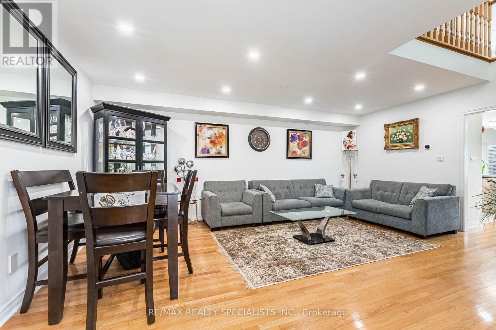 6672 Opera Glass Crescent, Mississauga, Ontario  L5W 1R8 - Photo 6 - W13055722