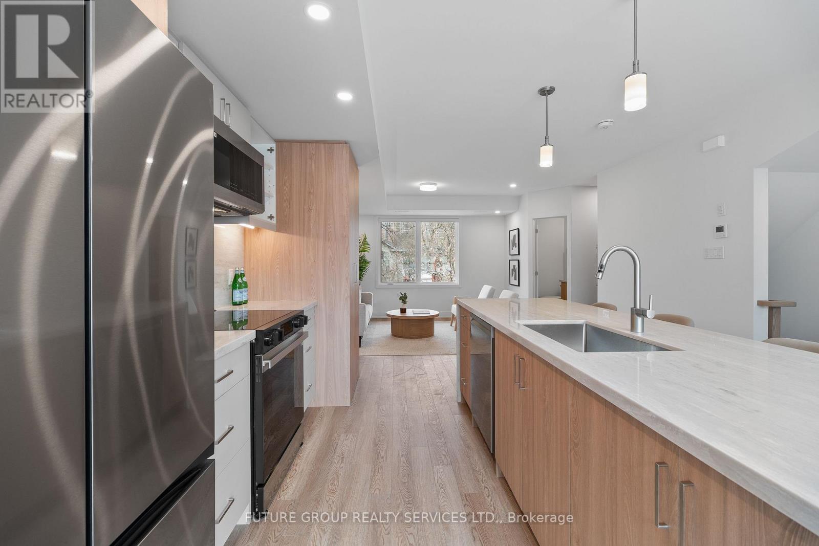 Unit 4 - 34 Poplar Avenue, Toronto, Ontario  M9B 3R4 - Photo 6 - W13027386