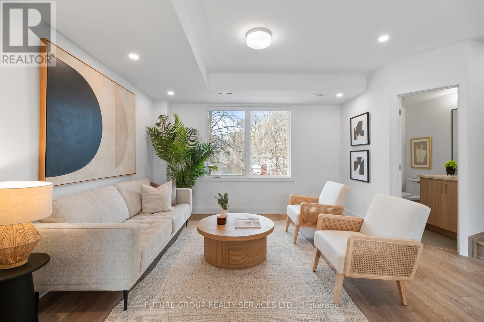 Unit 4 - 34 Poplar Avenue, Toronto, Ontario  M9B 3R4 - Photo 10 - W13027386