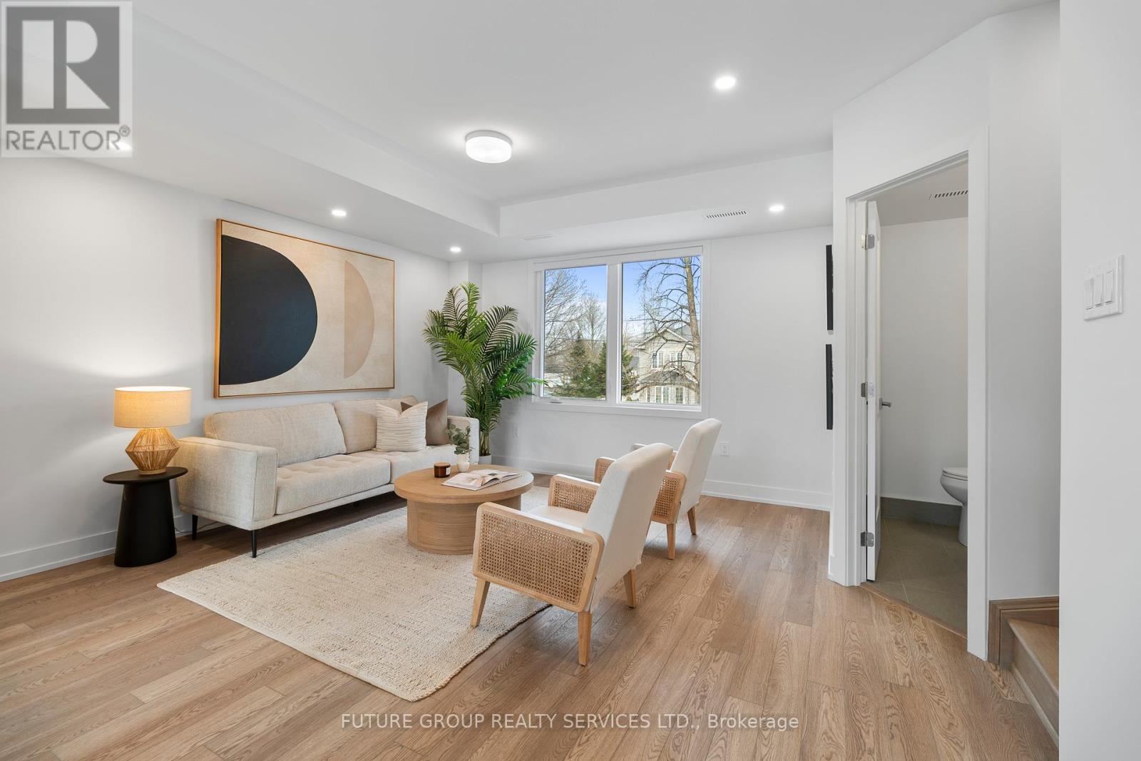 Unit 4 - 34 Poplar Avenue, Toronto, Ontario  M9B 3R4 - Photo 8 - W13027386