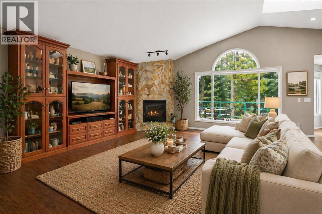 39 Highlands Terrace, Bragg Creek, Alberta  T0L 0K0 - Photo 5 - A2303273