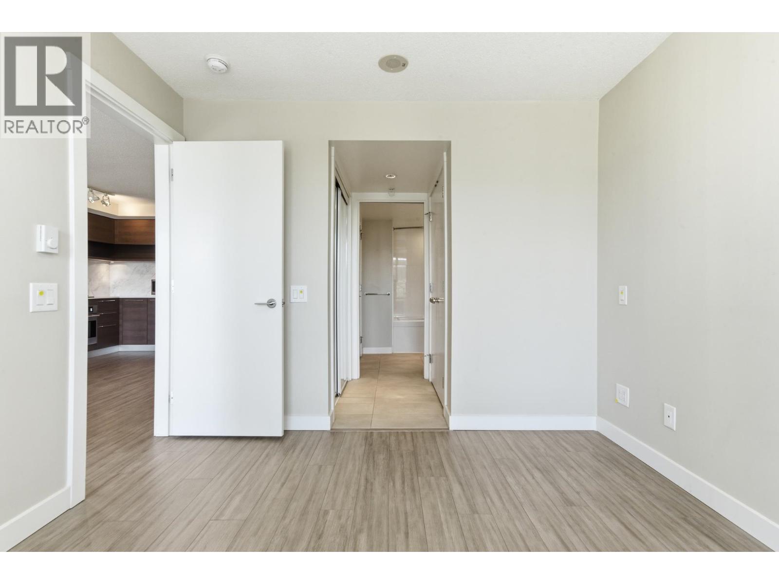 2103 570 Emerson Street, Coquitlam, British Columbia  V3J 0G3 - Photo 10 - R3116822