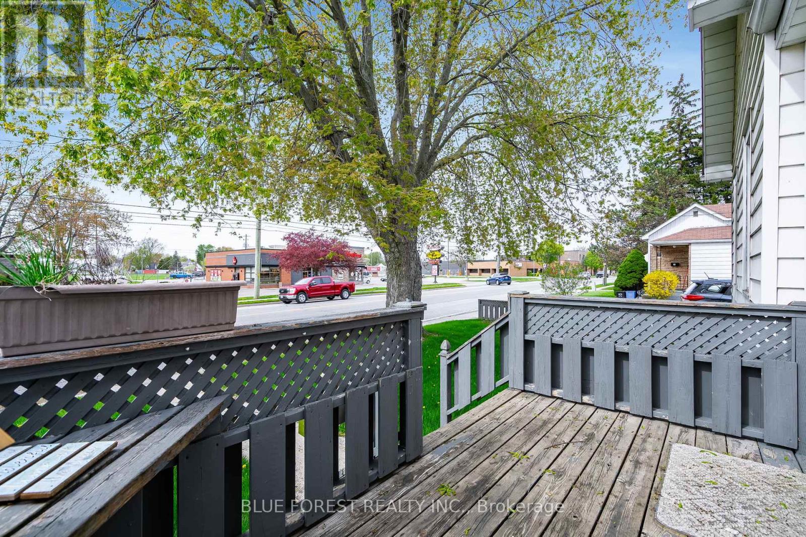 30 Park Avenue E, Chatham-Kent, Ontario  N7M 3V5 - Photo 8 - X13055750