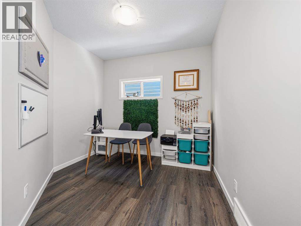 44 Masters Terrace SE, Calgary, Alberta  T3M 2T1 - Photo 11 - A2291298