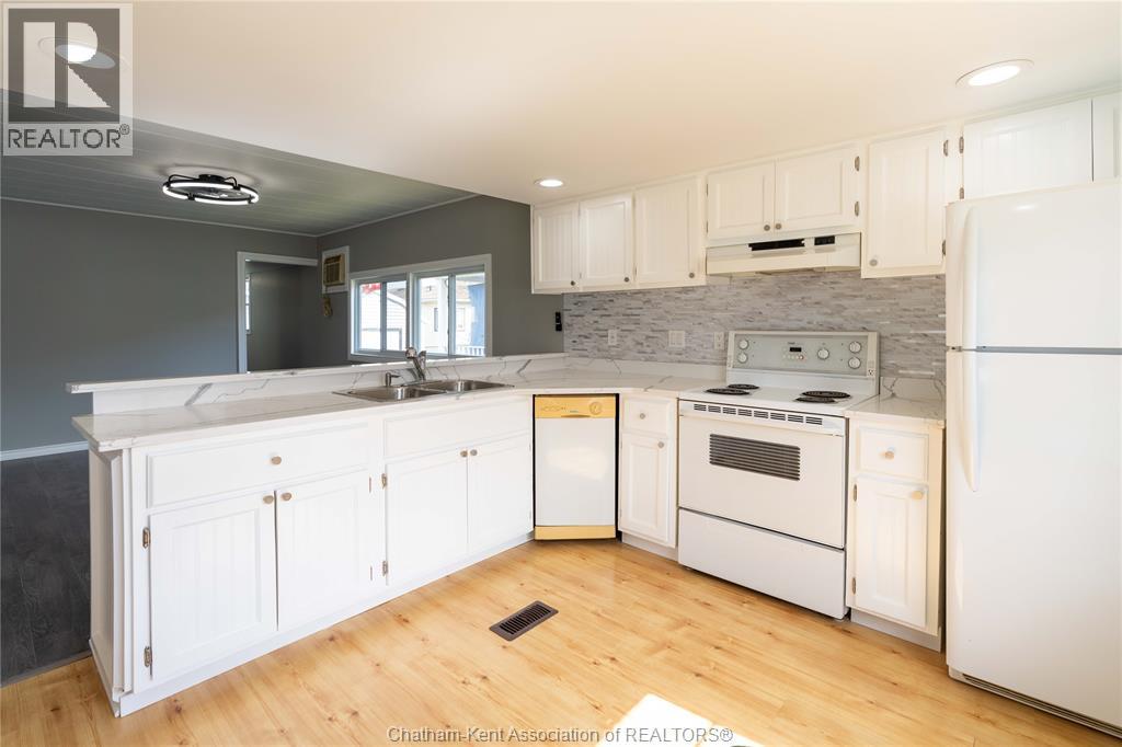 6 Maple Drive, Mcgregor, Ontario  N0R 1J0 - Photo 3 - 26009477