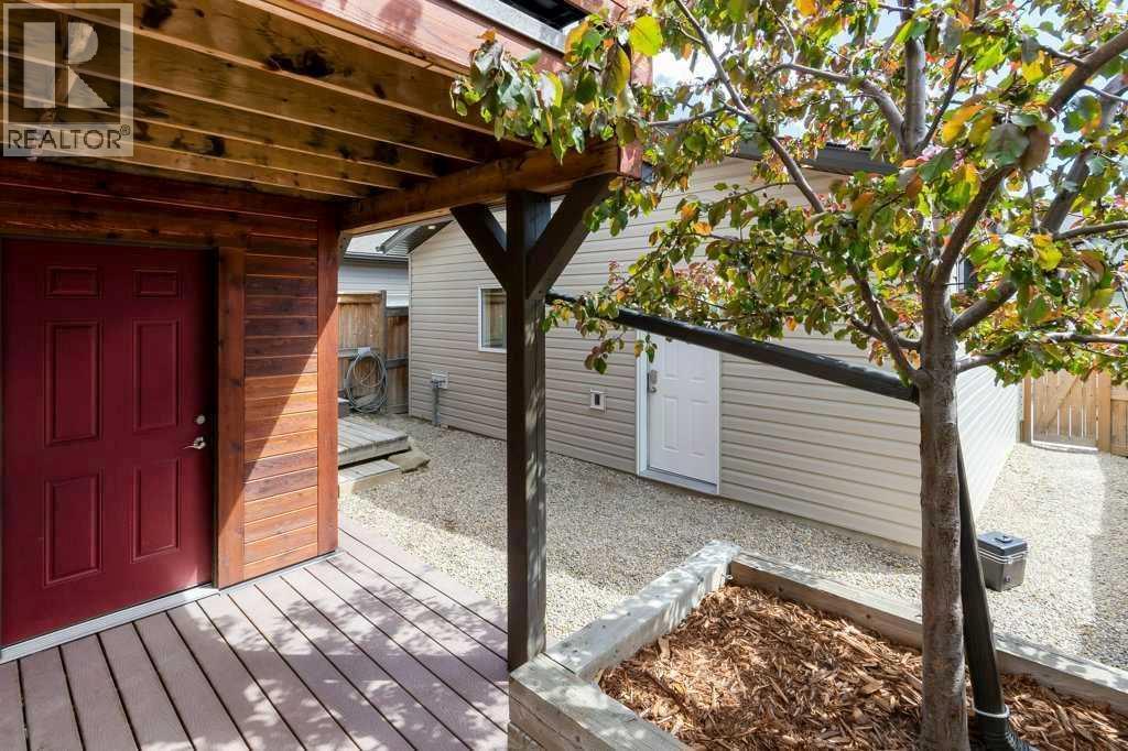 31 Sunset Link, Cochrane, Alberta  T4C 0L9 - Photo 37 - A2303528