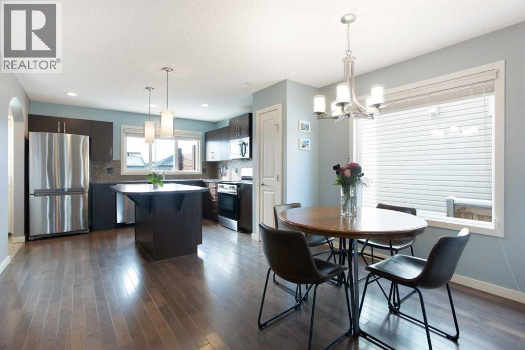 31 Sunset Link, Cochrane, Alberta  T4C 0L9 - Photo 7 - A2303528