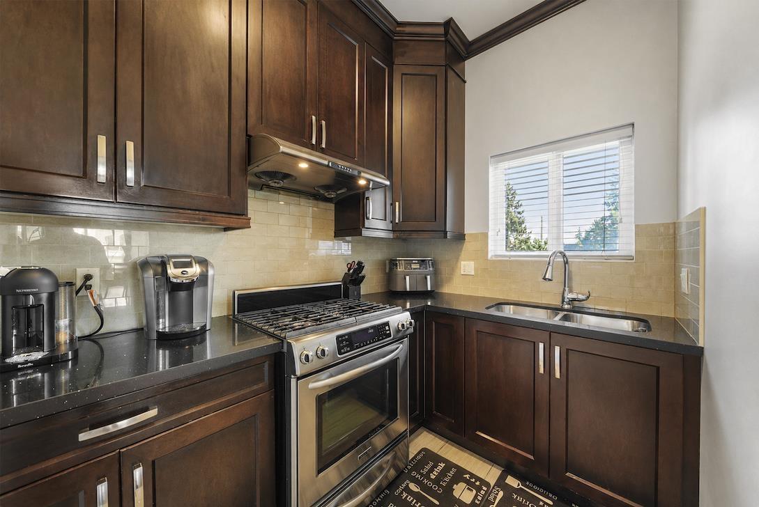 12502 58a Avenue, Surrey, British Columbia  V3X 0E8 - Photo 11 - R3115911