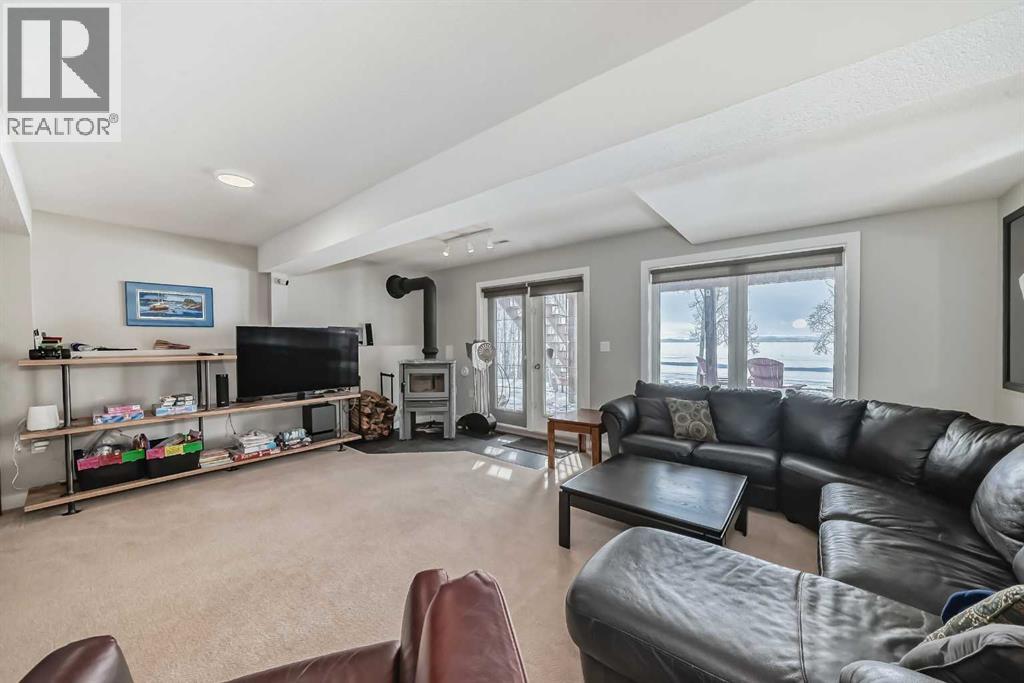 725 Elk Street E, Sunbreaker Cove, Alberta  T0C 0J0 - Photo 31 - A2292595