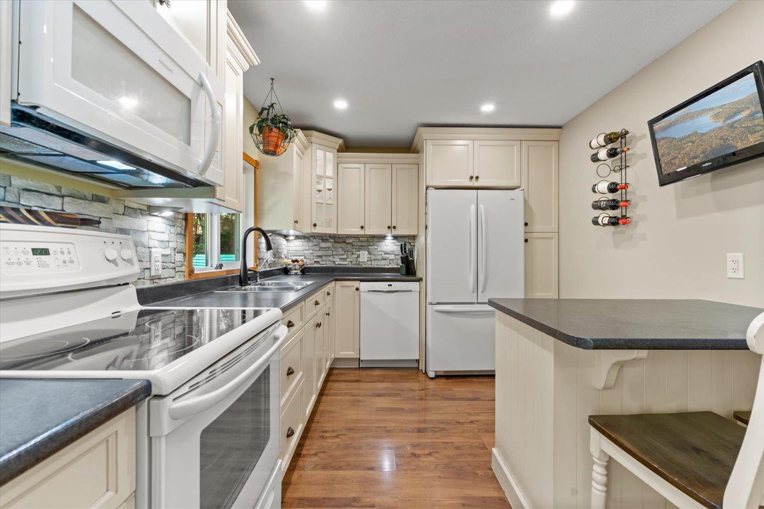 32485 Mcrae Avenue, Mission, British Columbia  V2V 2L6 - Photo 12 - R3100087