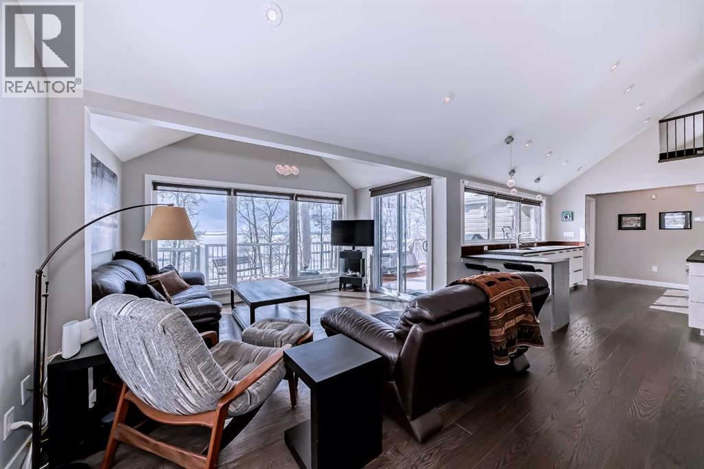 725 Elk Street E, Sunbreaker Cove, Alberta  T0C 0J0 - Photo 15 - A2292595