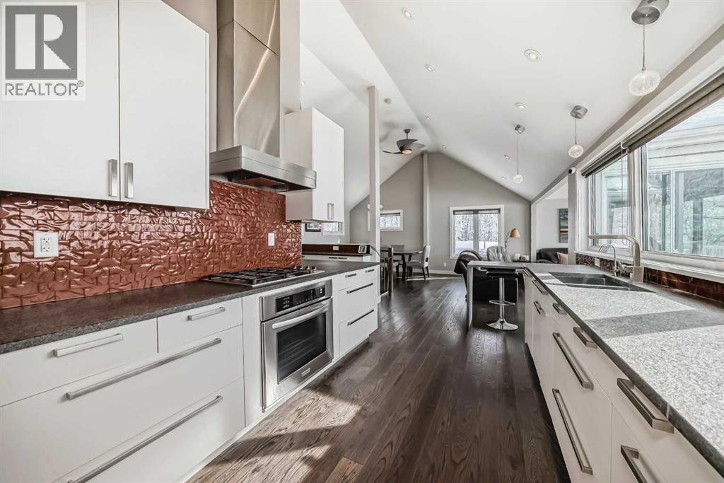 725 Elk Street E, Sunbreaker Cove, Alberta  T0C 0J0 - Photo 9 - A2292595