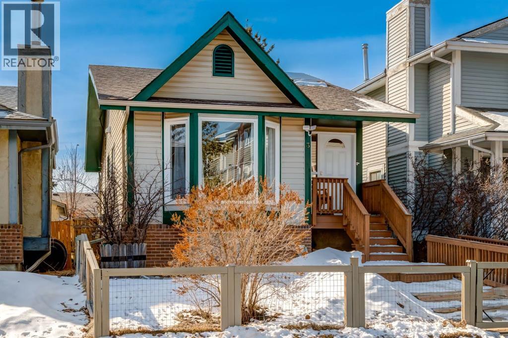 3 Woodglen Crescent SW, Calgary, Alberta