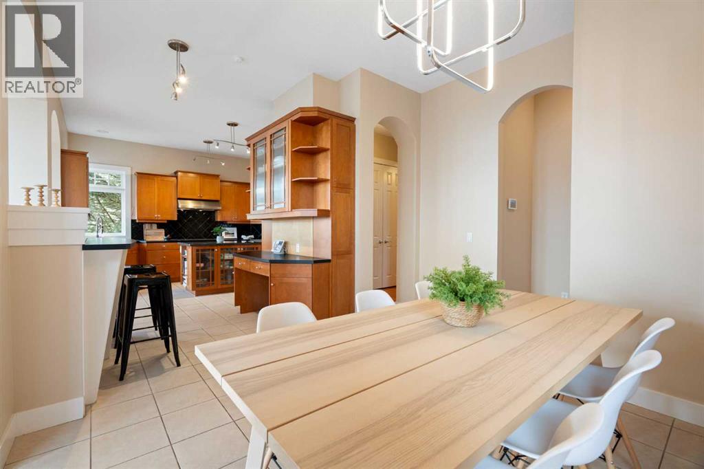 65 Tusslewood Heights Nw, Calgary, Alberta  T3L 2M7 - Photo 10 - A2305423