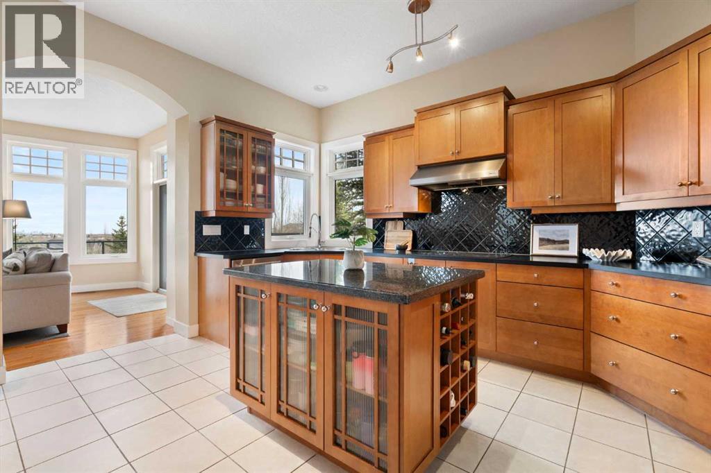 65 Tusslewood Heights Nw, Calgary, Alberta  T3L 2M7 - Photo 11 - A2305423