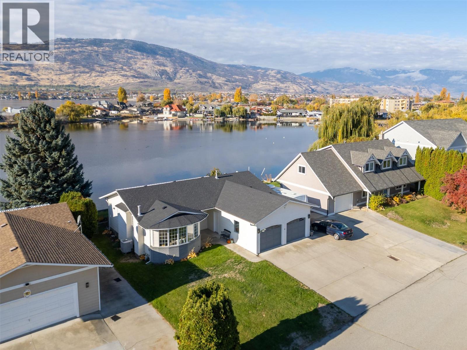 38 Bayview Crescent, Osoyoos, British Columbia  V0H 1V6 - Photo 2 - 10381812