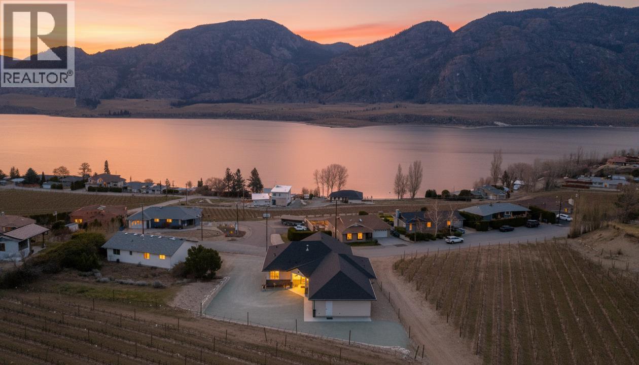 10400 87th Street, Osoyoos, British Columbia  V0H 1V2 - Photo 1 - 10376937