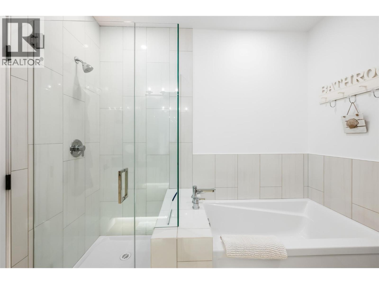 10400 87th Street, Osoyoos, British Columbia  V0H 1V2 - Photo 58 - 10376937