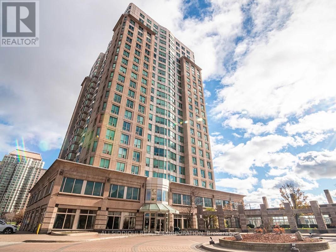 1513 - 8 LEE CENTRE DRIVE, Toronto, Ontario