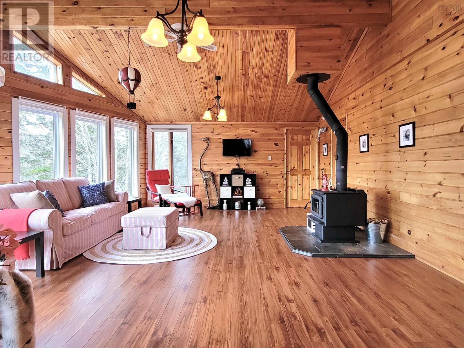 57 Somerset Drive, East Sable River, Nova Scotia  B0T 1V0 - Photo 10 - 202608690