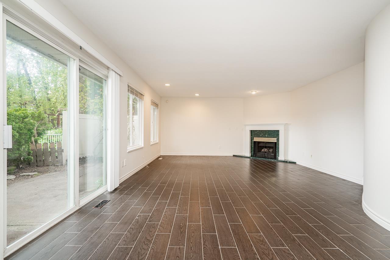 55 16061 85 Avenue, Surrey, British Columbia  V4N 4Y5 - Photo 3 - R3116687