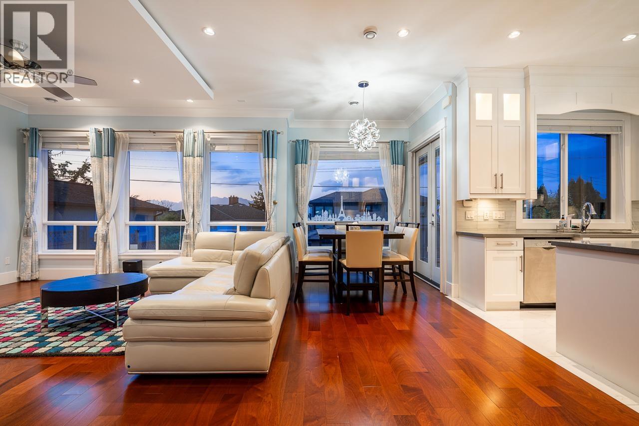 4669 Northview Court, Burnaby, British Columbia  V5H 1E4 - Photo 5 - R3117160