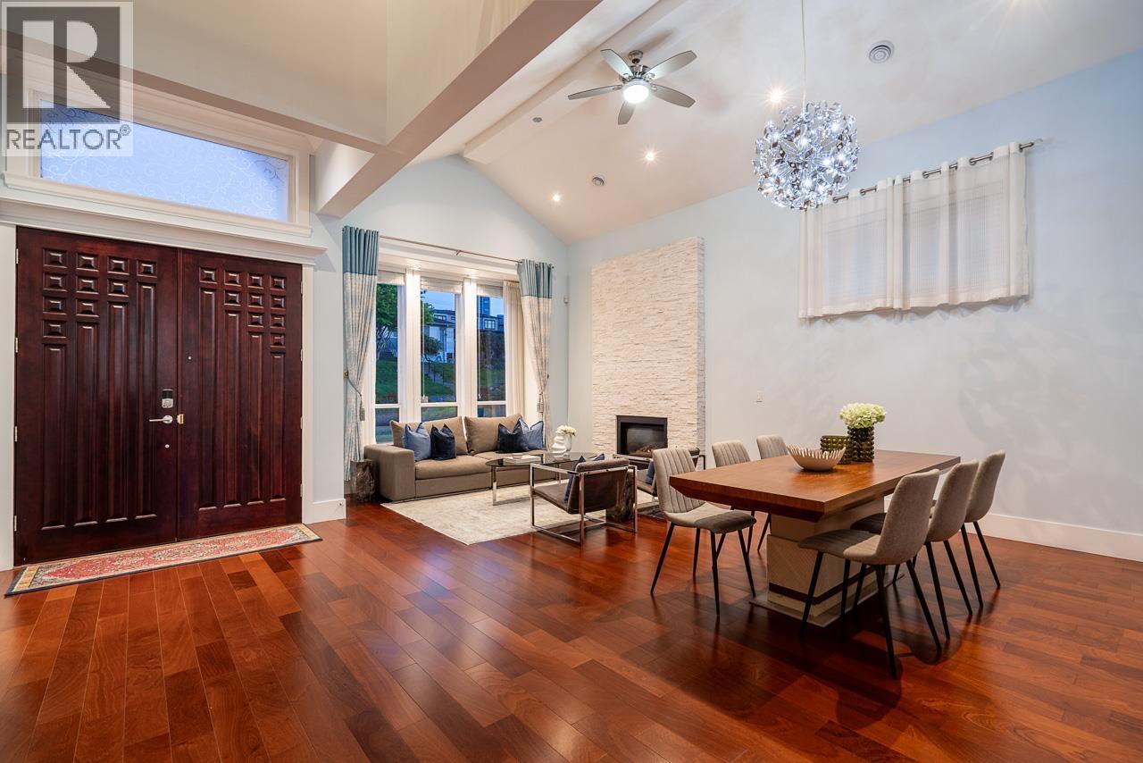 4669 Northview Court, Burnaby, British Columbia  V5H 1E4 - Photo 3 - R3117160