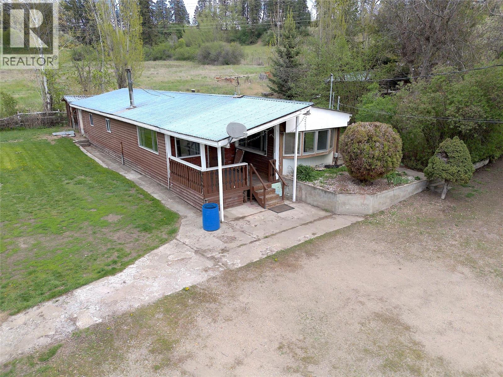 5677 Brentwood Road, Vernon, British Columbia  V1B 3K1 - Photo 37 - 10384654