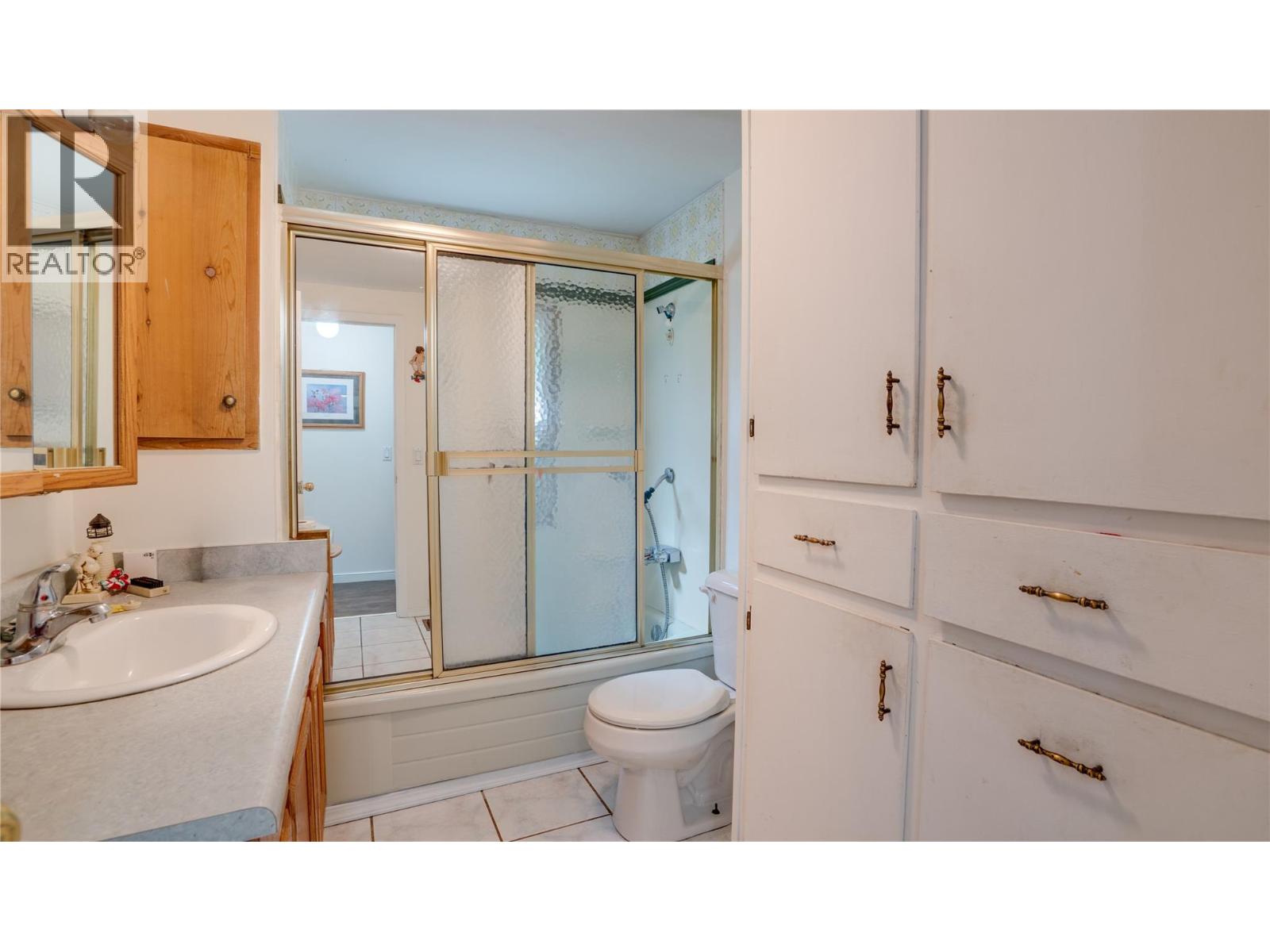 5677 Brentwood Road, Vernon, British Columbia  V1B 3K1 - Photo 15 - 10384654