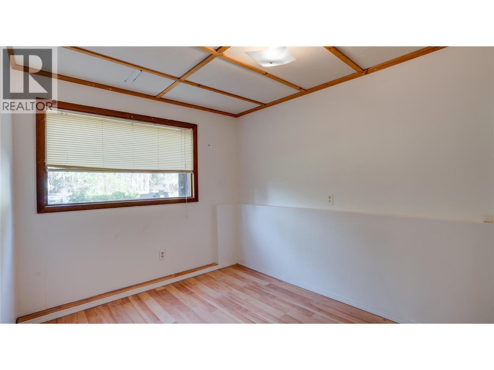 5677 Brentwood Road, Vernon, British Columbia  V1B 3K1 - Photo 21 - 10384654