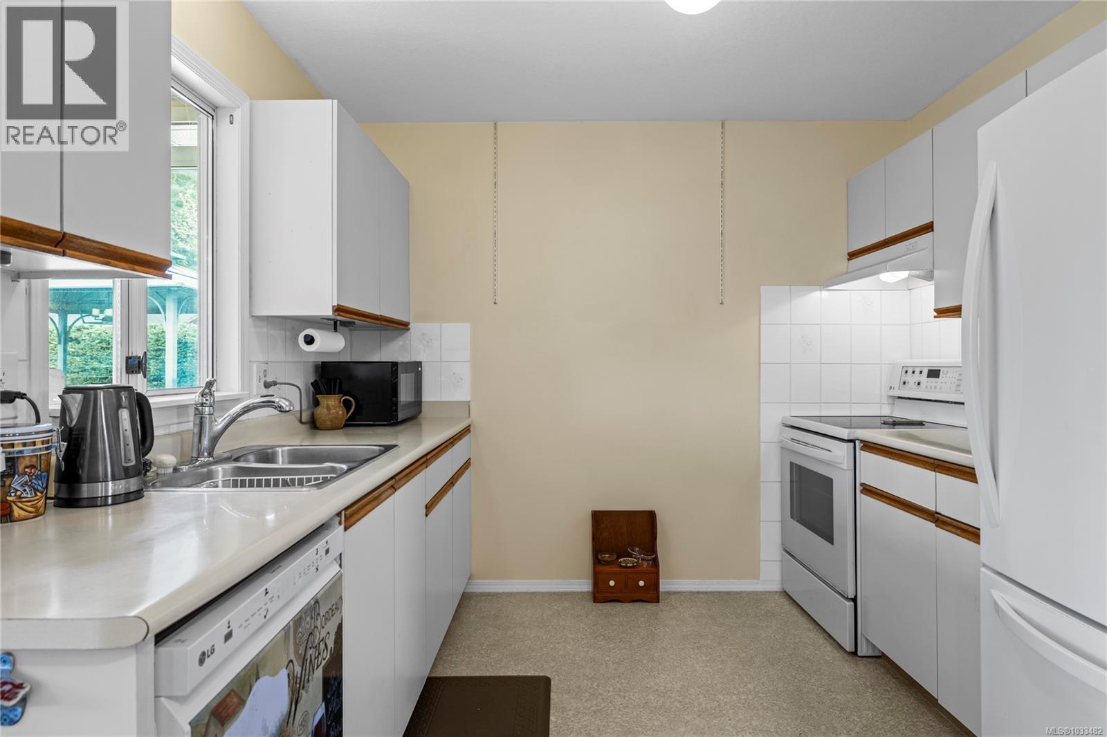 769 Phillips St, Parksville, British Columbia  V9P 1A7 - Photo 10 - 1033482