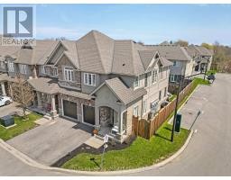 16 - 21 MADONNA DRIVE, Hamilton, Ontario