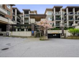 309 9655 KING GEORGE BOULEVARD, Surrey, British Columbia